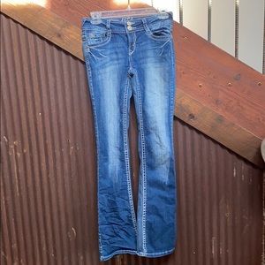 Like new juniors jeans